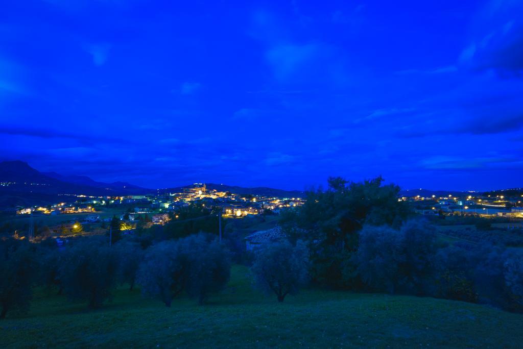 La Masseria Di Villa Giulia Tocco da Casauria Bagian luar foto